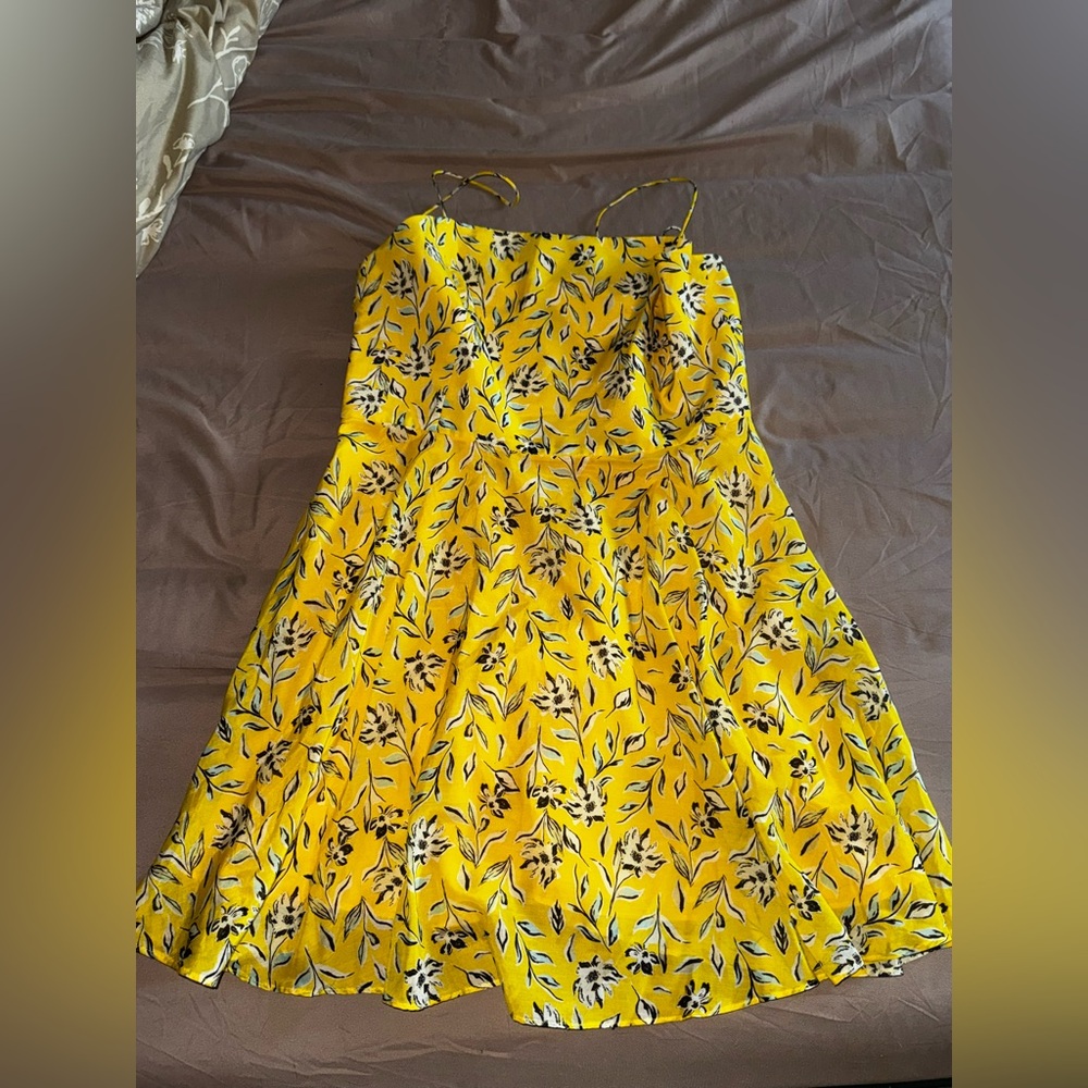 Alice + Olivia Bright Yellow Dress